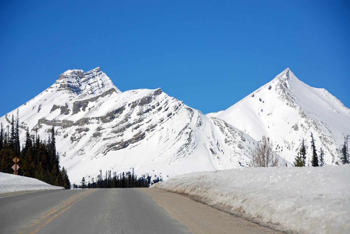 19 Nigel Peak From Just After Big Bend On Icefields Parkway